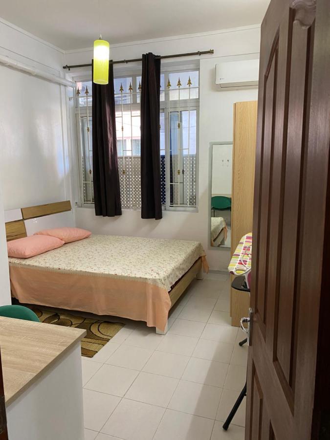 Champs De Mars Apartment 포트 루이스 외부 사진